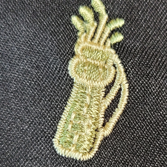 25-3-355 CORAL BAY GOLF Black Shorts with Yellow Embroidery of clubs and bag EUC - Picture 3 of 6